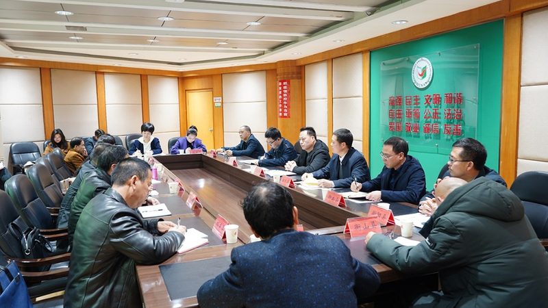 成人高考与自考：通过率背后的真相与选择之道